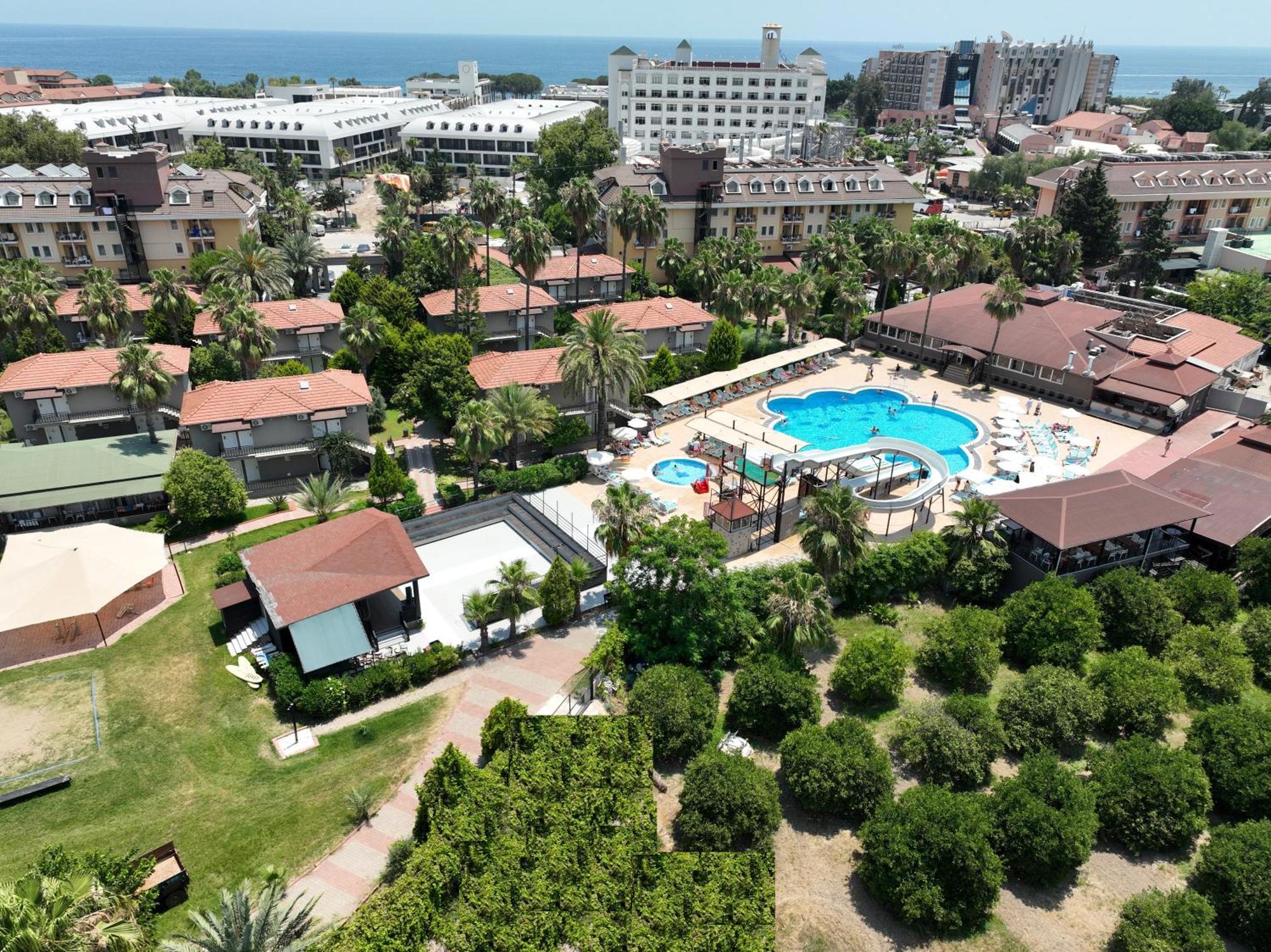 Mir'Amor Garden Resort Hotel Antalya Bagian luar foto