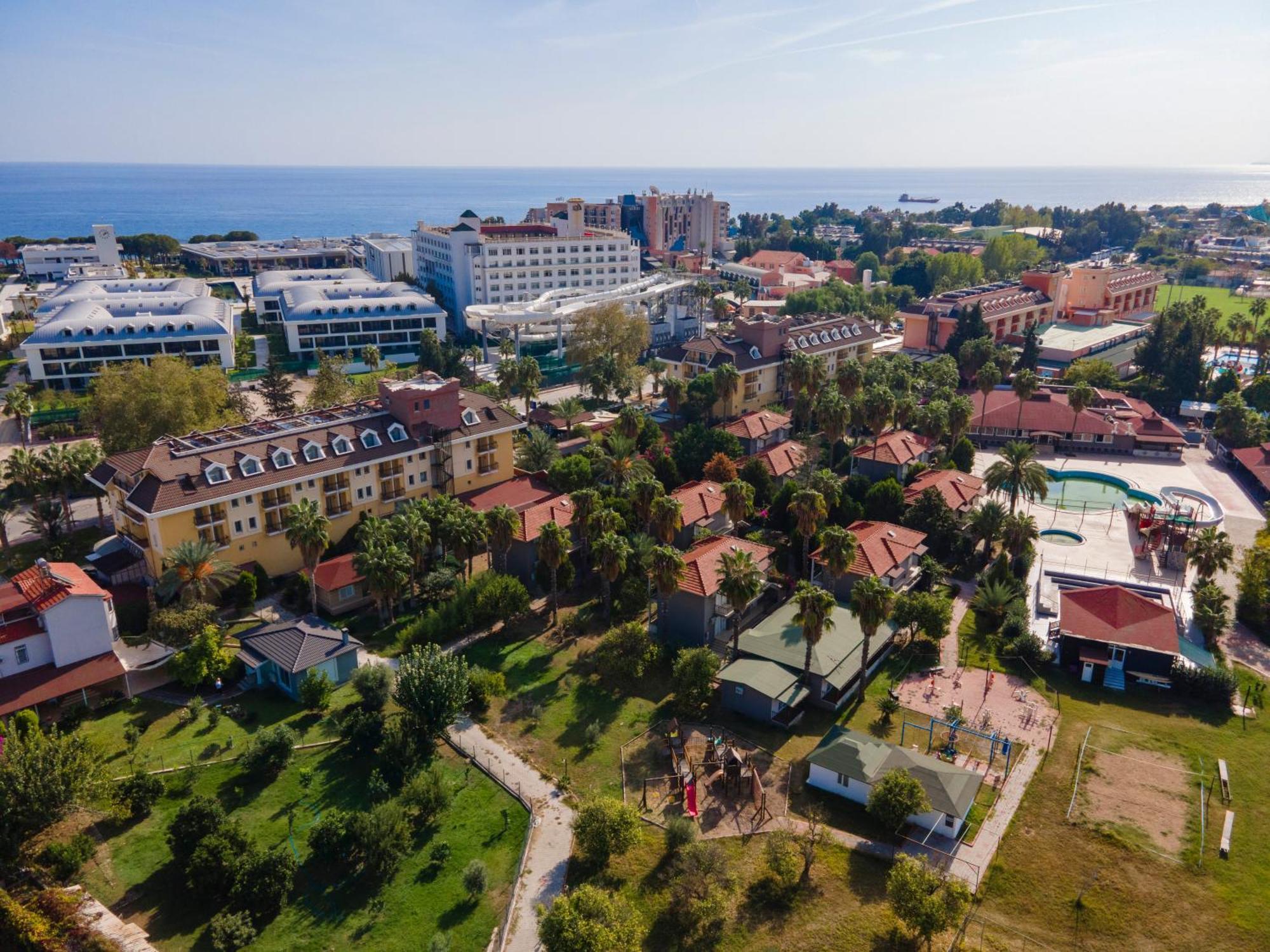 Mir'Amor Garden Resort Hotel Antalya Bagian luar foto